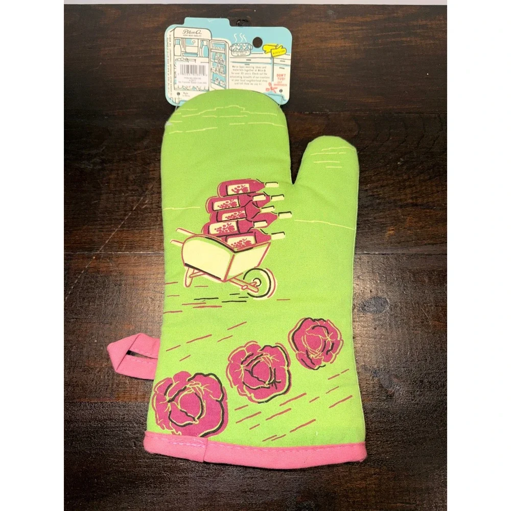 Blue Q My Favorite‎ Salad is Wine Oven Mitt Green Pink Retro Funny Cotton NWT